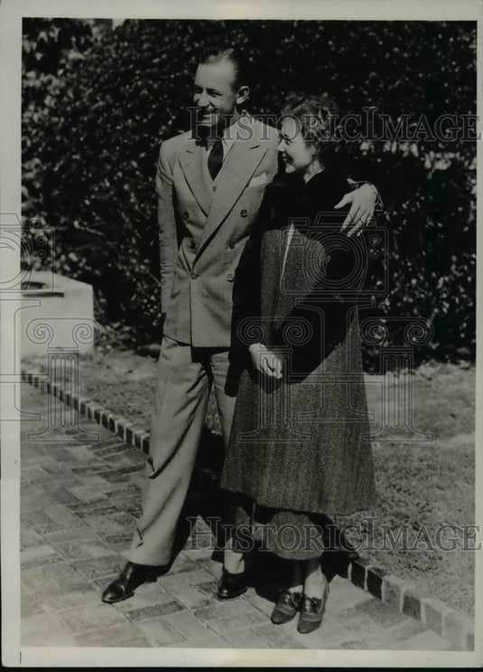1935 Press Photo Jimmy DeShong NY Yankee relief pitcher & bride Esther Heinly- Historic Images