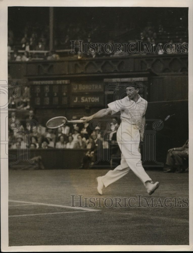 1931 Press Photo J Beretts of France vs J Satoh of Japan at tennis - net05960- Historic Images