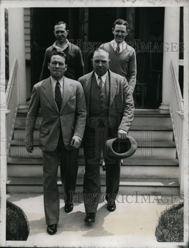 Load image into Gallery viewer, 1934 Press Photo Boxer Jimmy McLarnin training for Barney Ross in New York
