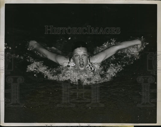 1935 Press Photo Jean Marie Nipgen doing butterfly swim stroke - net06626- Historic Images