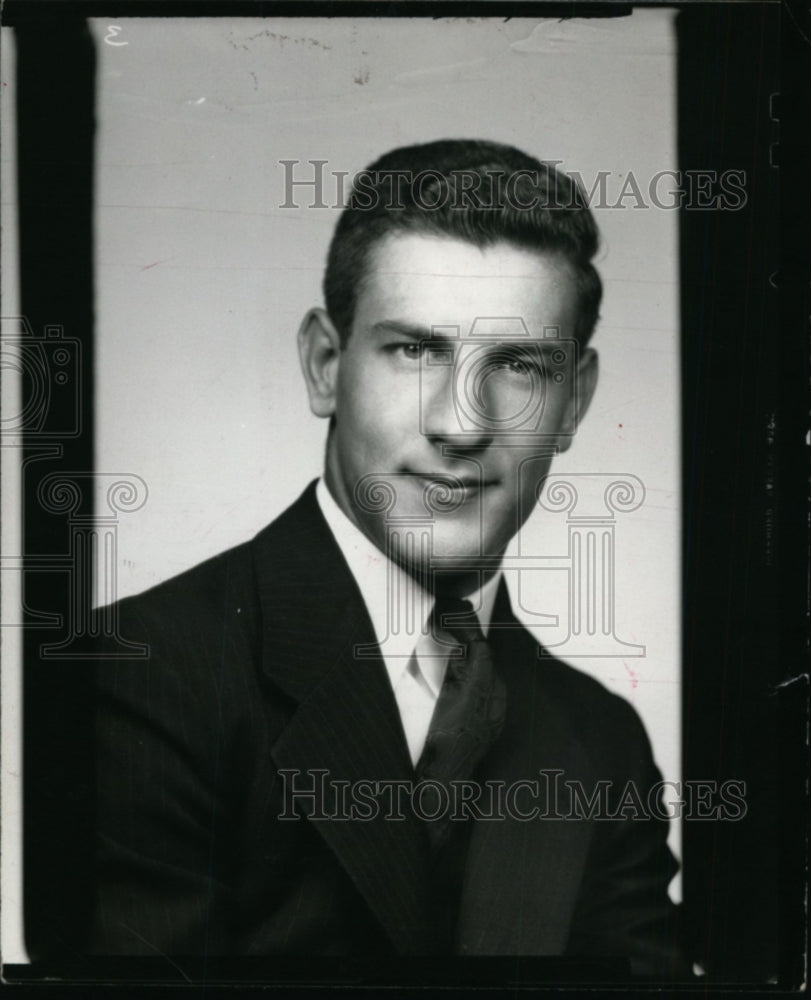 1941 Press Photo College football player Mark Neumann from Lorain, Ohio- Historic Images