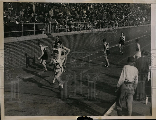 1936 Press Photo Michigan team wins 4 Mile Relay at Penn Relays in Philly- Historic Images
