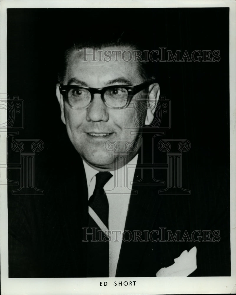 1970 Press Photo Mr Ed Short at a business meeting - net08702- Historic Images