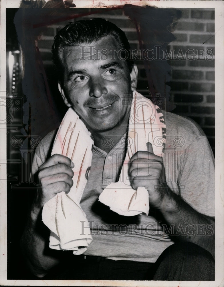 1954 Press Photo Boxer Julius Boros after winning a bout - net08879- Historic Images