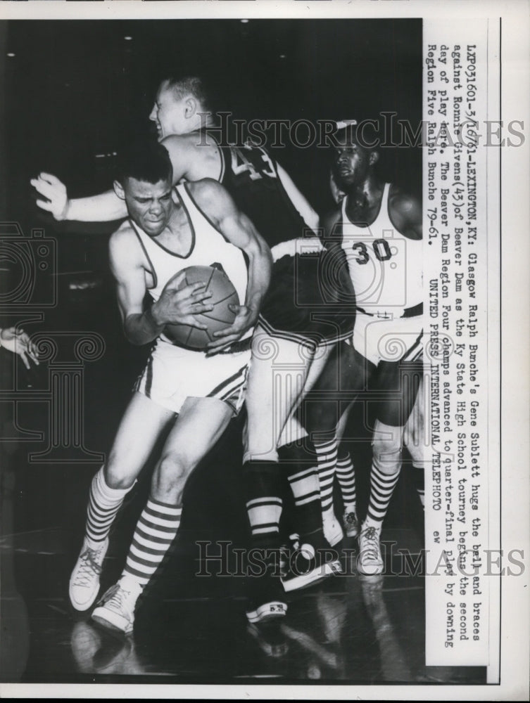 1961 Press Photo Gene Sublett of GB Bunche vs Ron Givens of Beaver Dam- Historic Images