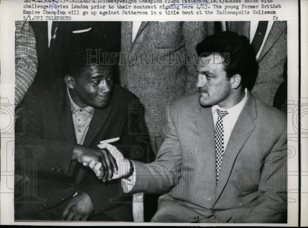 1959 Press Photo Boxer Floyd Patterson with future opponent Brian London- Historic Images