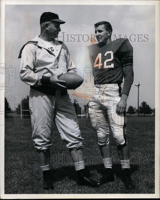 1958 Press Photo Coach John Stiegman of Rutger football & taiback Bill Austin- Historic Images