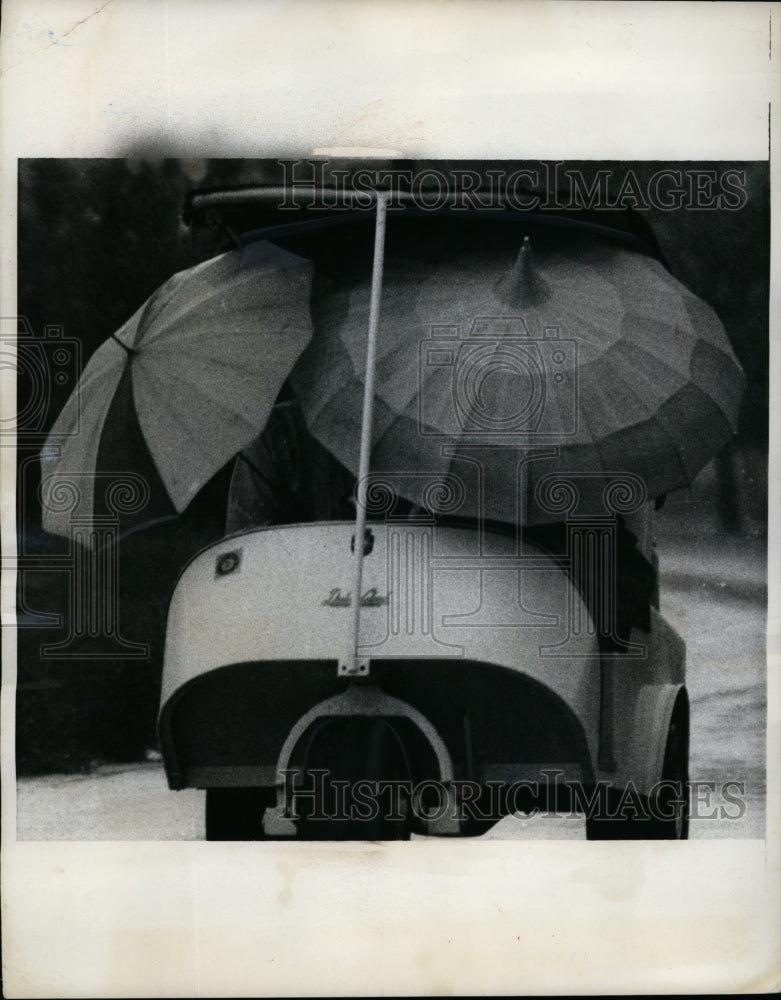 1969 Press Photo Golf course electric cart at St Petersburg Florida course- Historic Images