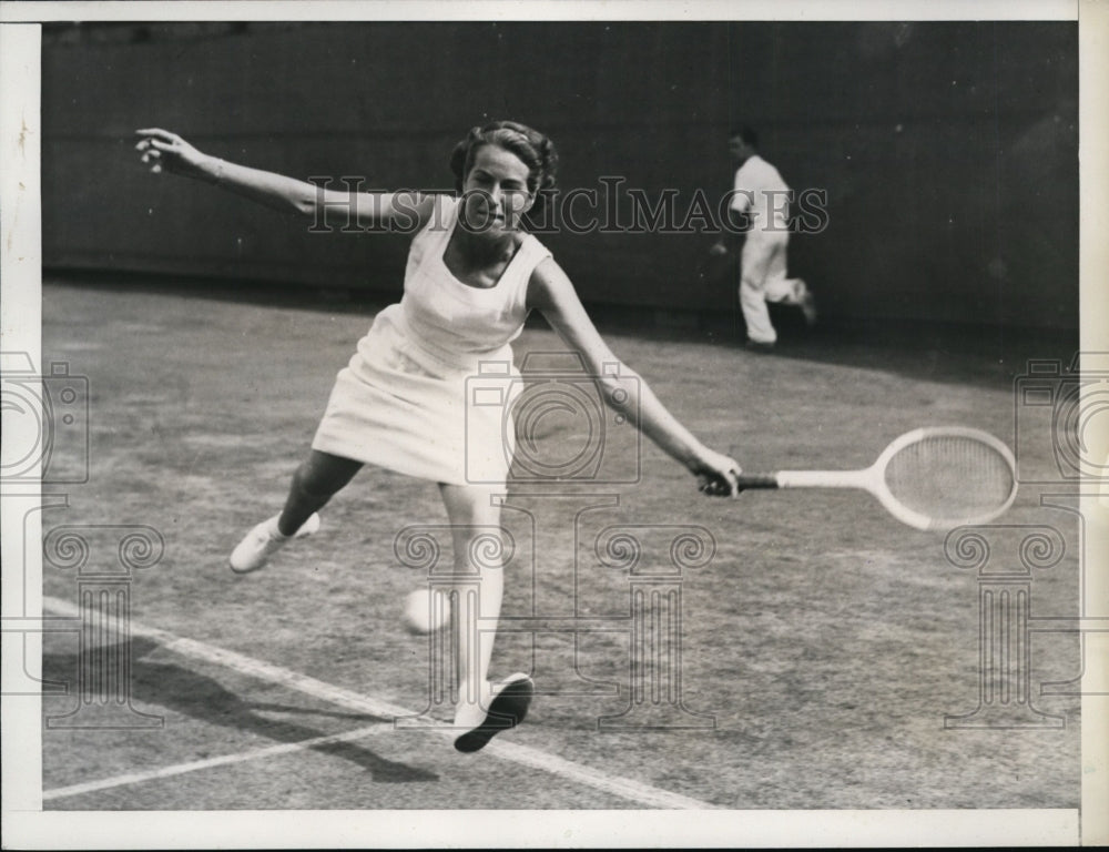 1937 Press Photo Margot Lumb English Wightman Cup tennis at Forest Hills NY- Historic Images