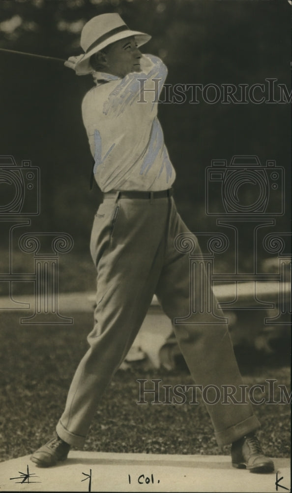 1924 Press Photo Harry Whitney Treat Seattle golfer on a courde - net14852- Historic Images
