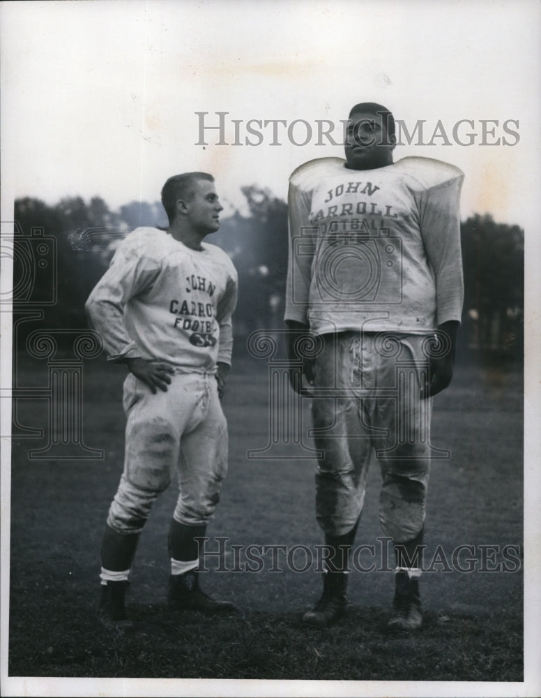 1958 Press Photo John Carroll football players on a field in Cleveland- Historic Images