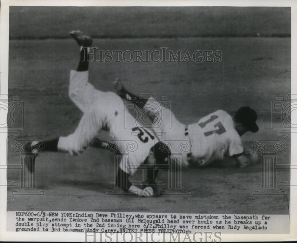 1954 Press Photo Indian Dave Philley vs Yankees Gil McDougald at 2nd - net15309- Historic Images