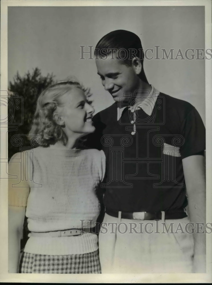 1938 Press Photo Hus Moreland & wife at golf in Pittsburgh PA - net16463- Historic Images