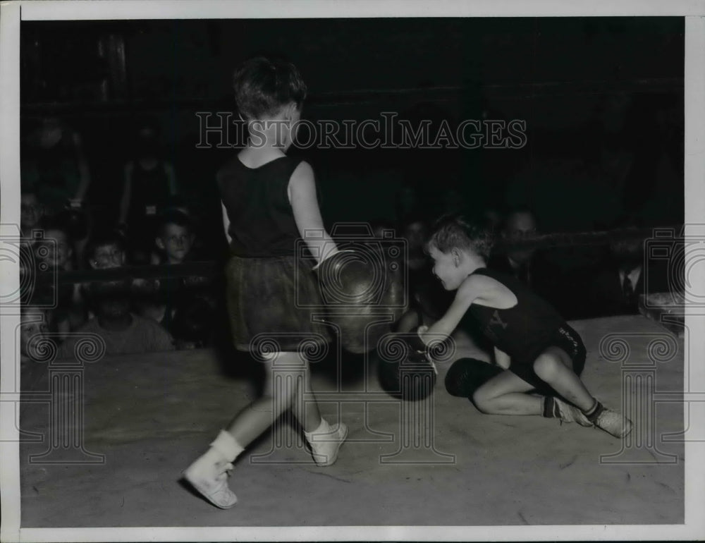 1938 Press Photo Bill Honaker vs Walter Denham kids boxing at Annapolis MD- Historic Images