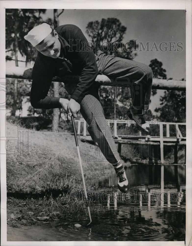 1940 Press Photo NY Yankee Jake Powell golfing at St Petersburg Florida- Historic Images