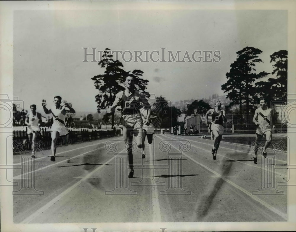 1935 Press Photo George Anderson vs Dean &amp; Voight in 100 yard dash - net19588- Historic Images