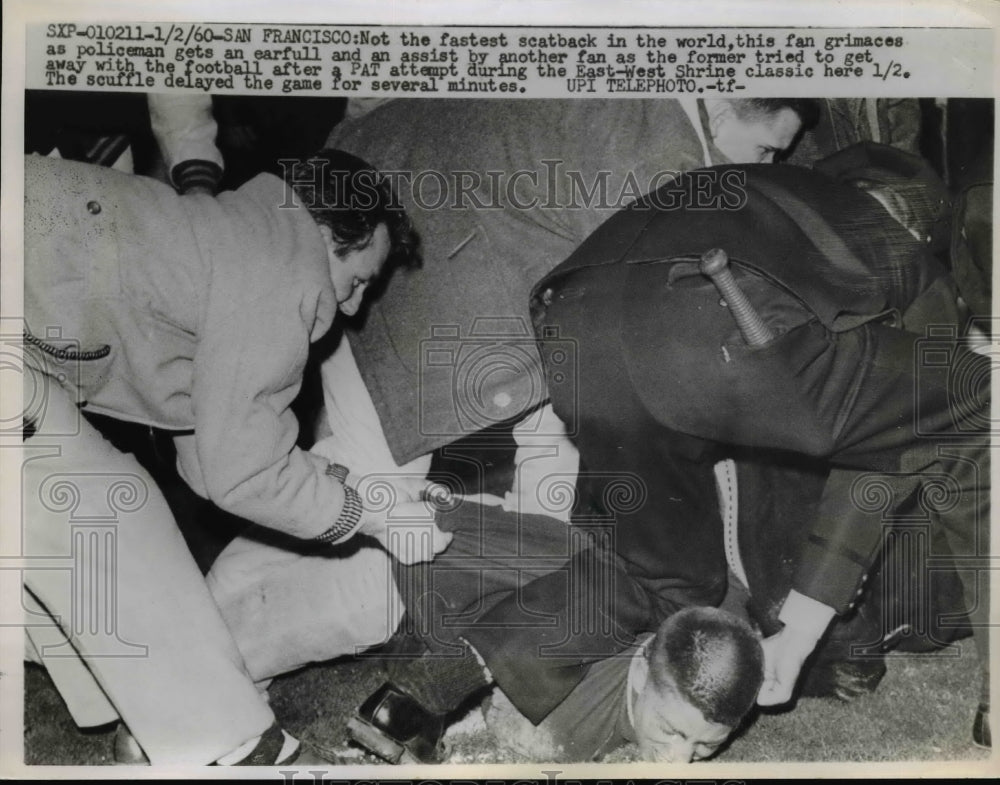 1960 Press Photo San Francisco fans on field at East West Shrine game- Historic Images