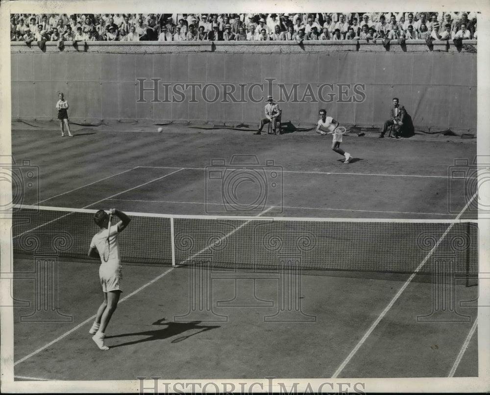 1944 Press Photo Lt Don McNeill vs Sgt Frank Parker National Amateur tennis- Historic Images