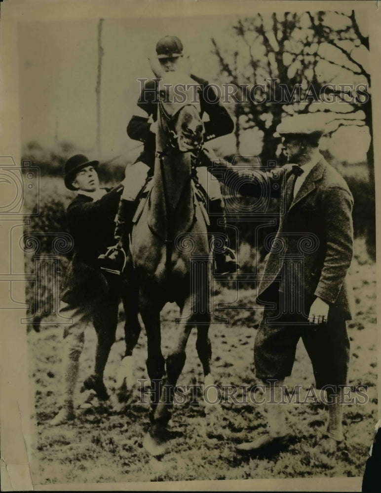 1929 Press Photo Prince of Wales at auction of hunter horses in London- Historic Images