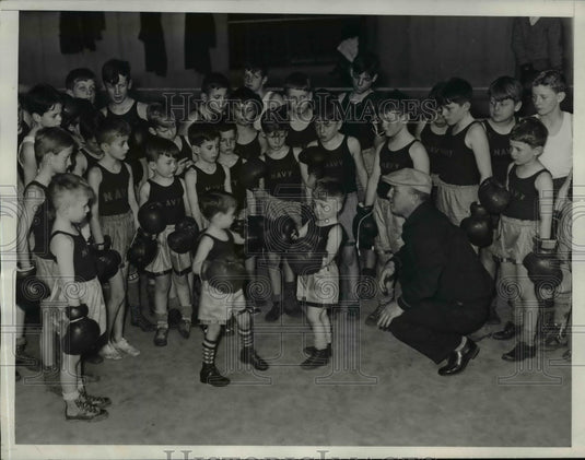 1933 Press Photo Spike Webb & boxers at US Naval Academy G White & T Carroll- Historic Images