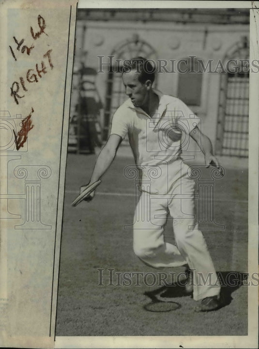 1932 Press Photo Wilmer Allison vs Henri Cochet at National tennis in NY- Historic Images