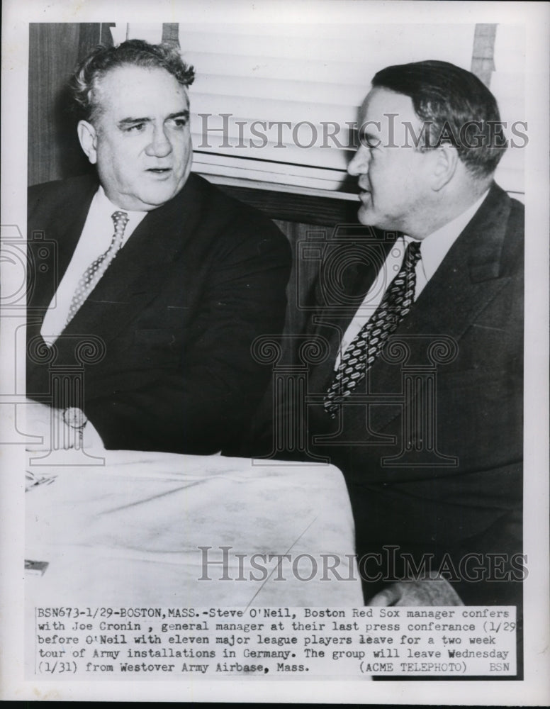 1951 Press Photo Steve O&#39;Neil Red Sox manager &amp; general manager Joe Cronin- Historic Images