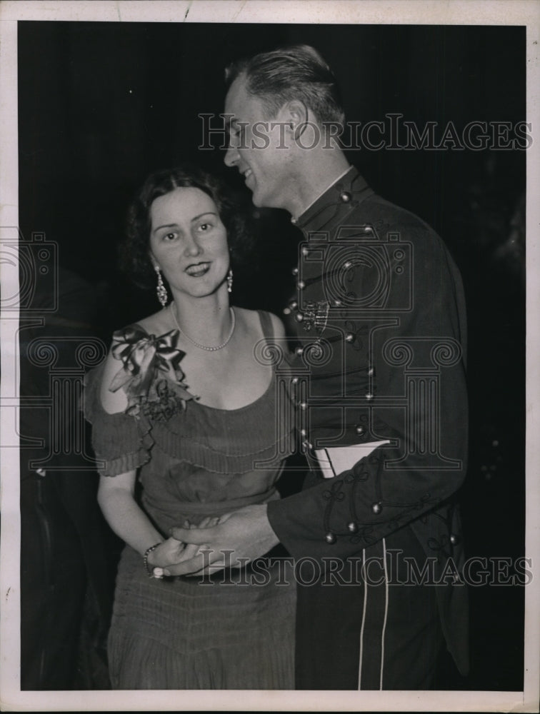 1936 Press Photo Margery P Stoddard, William Schreiber at Victory benefit ball- Historic Images