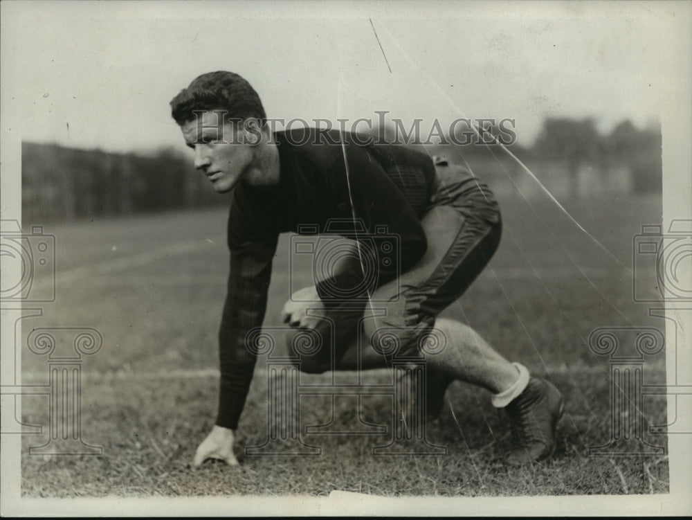 1931 Press Photo Eugene E Record football end at Harvard University - net25963- Historic Images