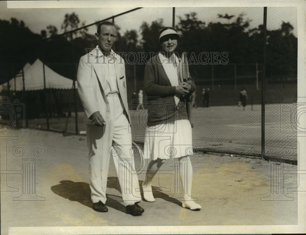 1928 Press Photo Jack Hawkes &amp; Helen Wills for mixed doubles tennis in NY- Historic Images