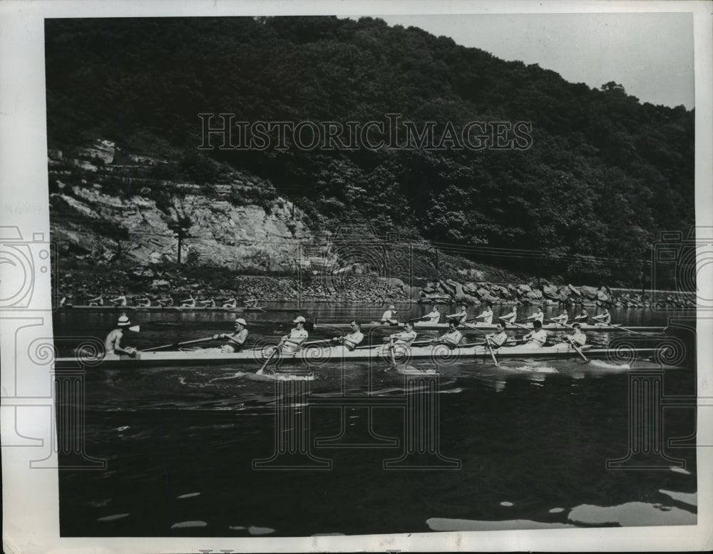 1947 Press Photo Columbia crews on Hudson River at Poughkeepsie NY - net26865- Historic Images