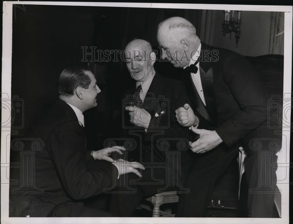 1937 Press Photo Pete Latzo ex welterweight champ, Peter Maher, Mickey Walsh- Historic Images