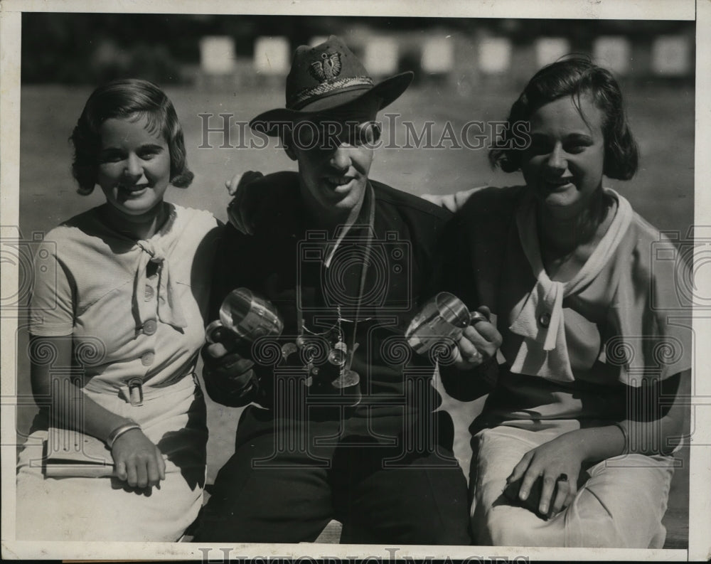 1933 Press Photo Coxswain W.H. Stark of USS New York in shooting competition- Historic Images