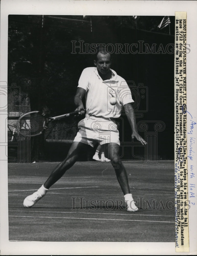 1965 Press Photo Ham Richardson competes in Nat&#39;l Clay Court Tennis Championship- Historic Images