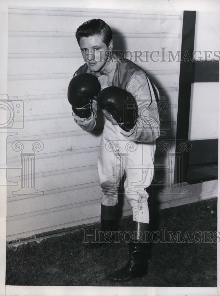 1946 Press Photo Jockey Bobby Kean begins bantamweight boxing career - net27925- Historic Images