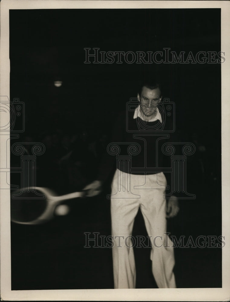 1927 Press Photo Tennis player Fred Perry takes a swing at the ball - net28245- Historic Images