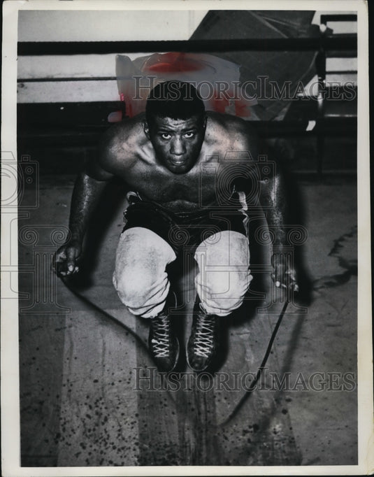 1970 Press Photo Floyd Patterson trains for bout vs Charley Green in NYC- Historic Images