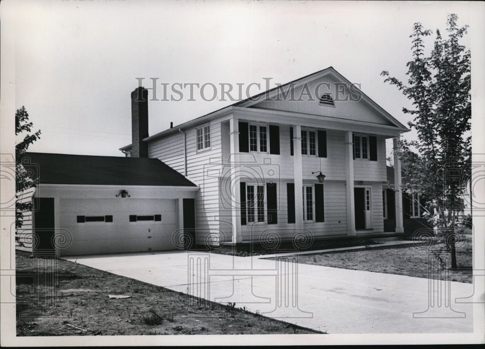 1964 Press Photo Valley Forge Estates Southern Colonial style house in Ohio- Historic Images