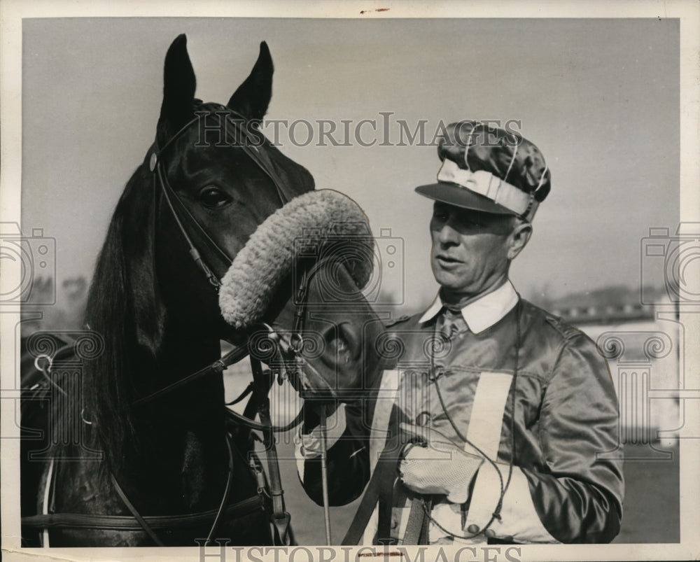 1939 Press Photo Vic Fleming at Syracuse NY track with Billy Direct - net29689- Historic Images