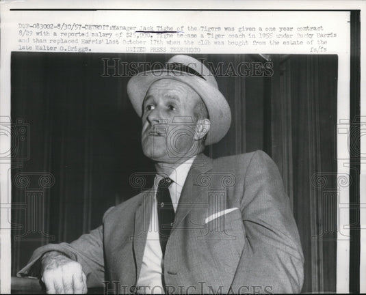 1957 Press Photo Manager Jack Tighe of the Tigers at Detroit Michigan- Historic Images