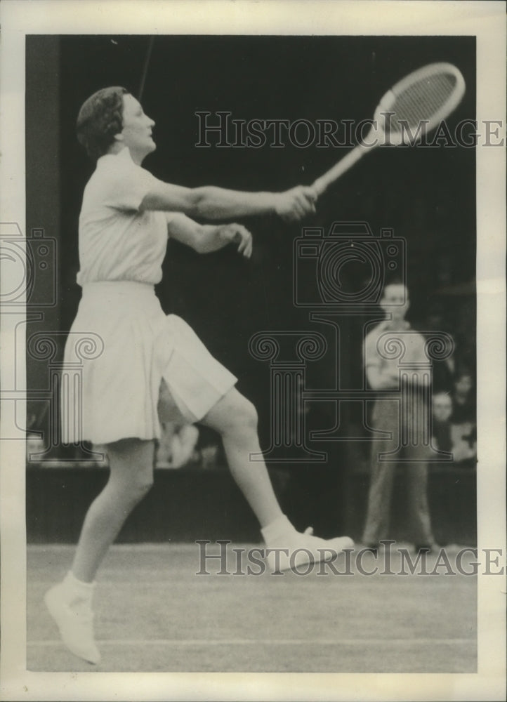 1938 Press Photo Helen Jacobs Play At The Wimbledon Lawn Tennis Championship- Historic Images