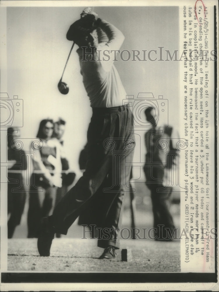 1951 Press Photo Fred Haas Leaves Course Complaining Needed His 3 Wood &amp; 2 Iron- Historic Images