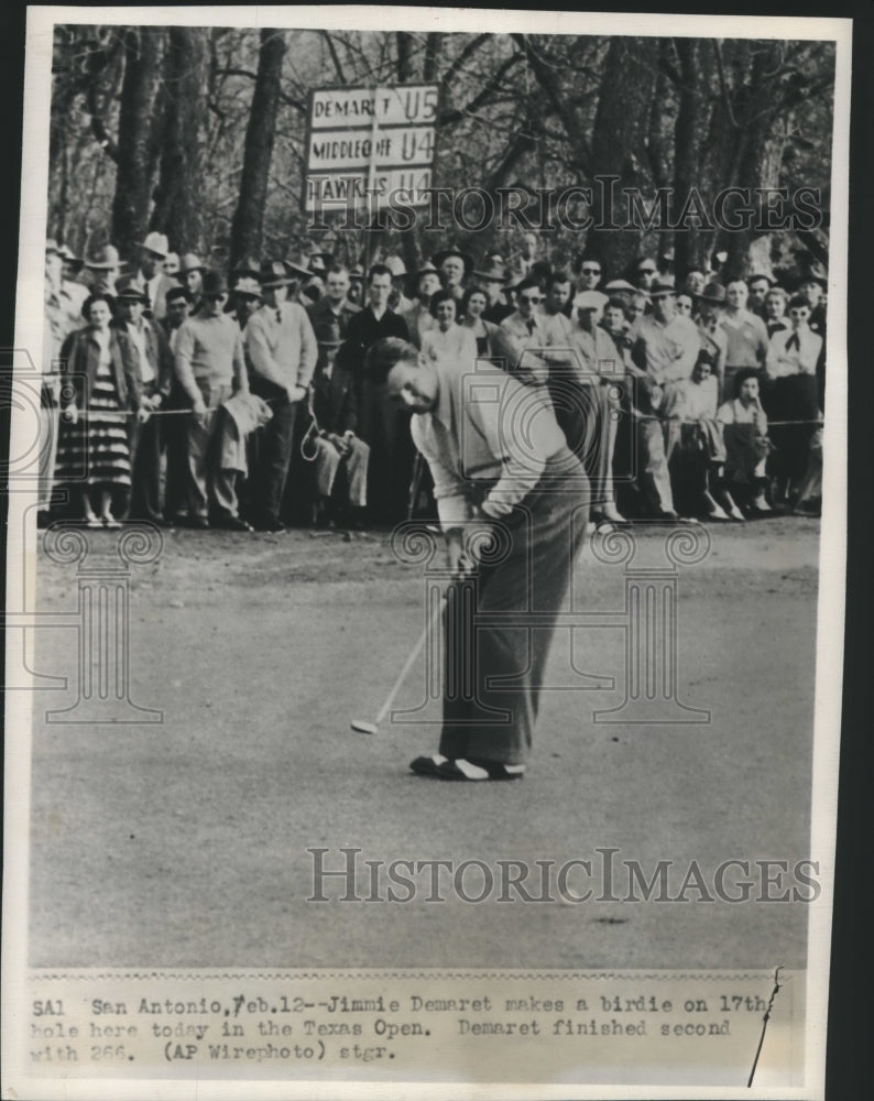 1950 Press Photo Jimmy DeMaret Makes Birdie on 17th Hole in Texas Open Golf- Historic Images