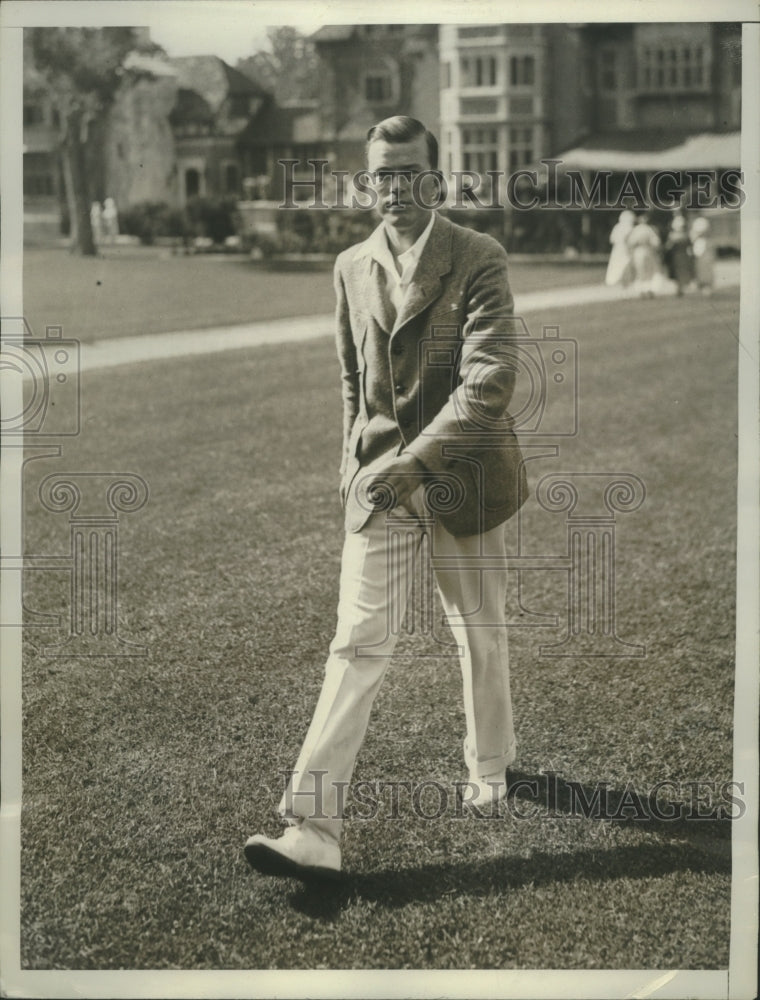 1934 Press Photo Tennis Pro Robert Murray attending Society benefit - net35501- Historic Images