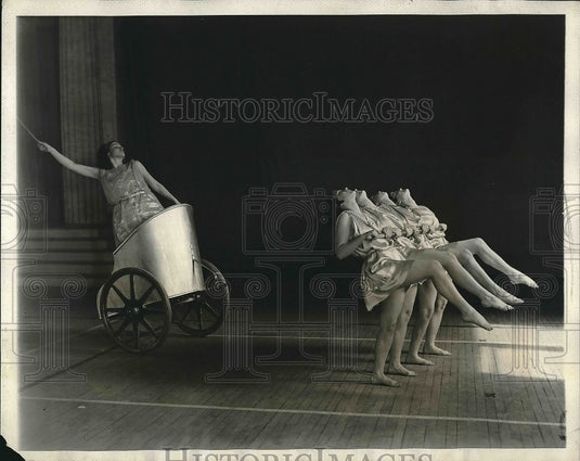 1931 Press Photo Green Games, Barnard College, R Bidwell, I Jones, H Safferstone