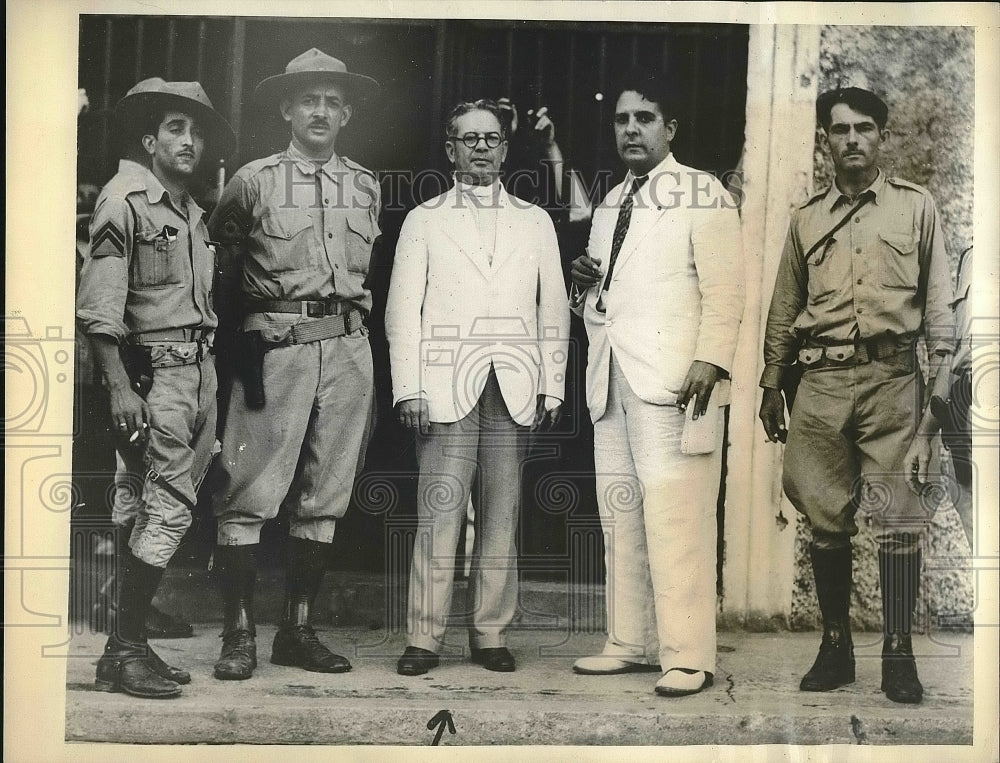 1933 Press Photo Colonel Carlos Machado at the Cabana Fortresss, Havana