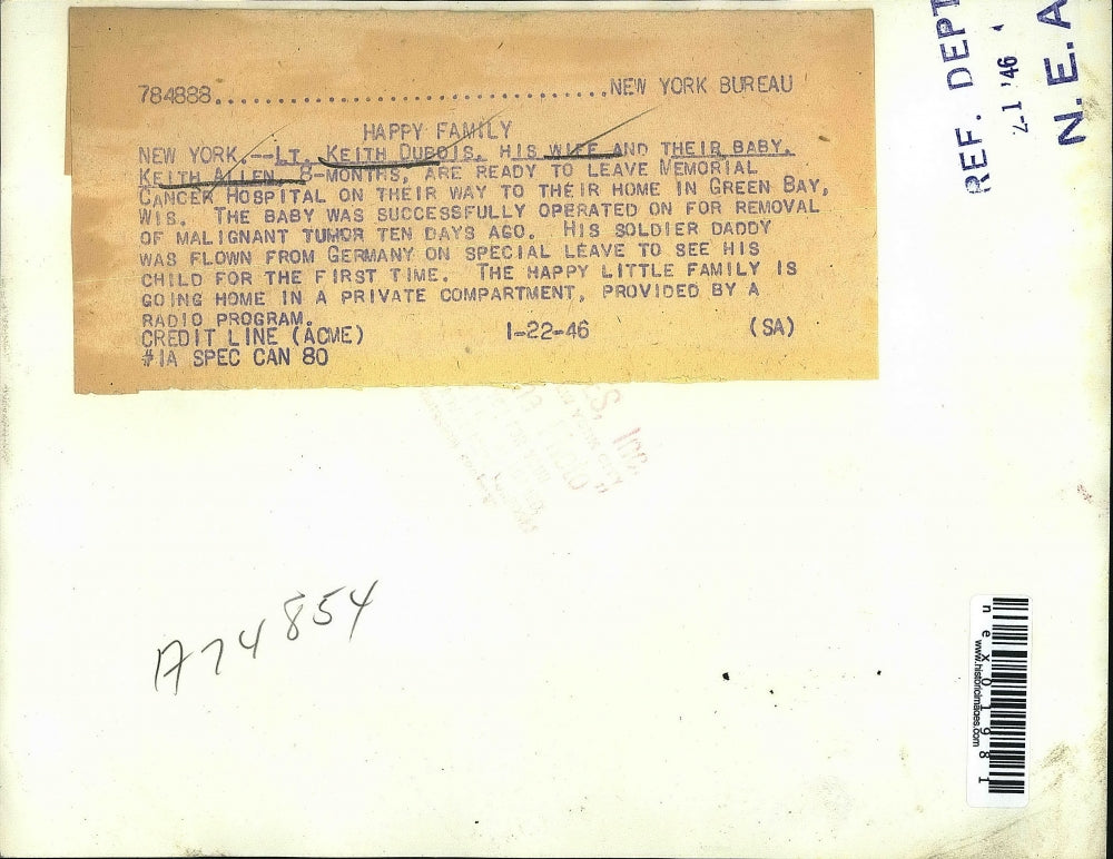 1946 Press Photo Mr., Mrs. Keith Dubois and Son Keith Allen Dubois - nex01981