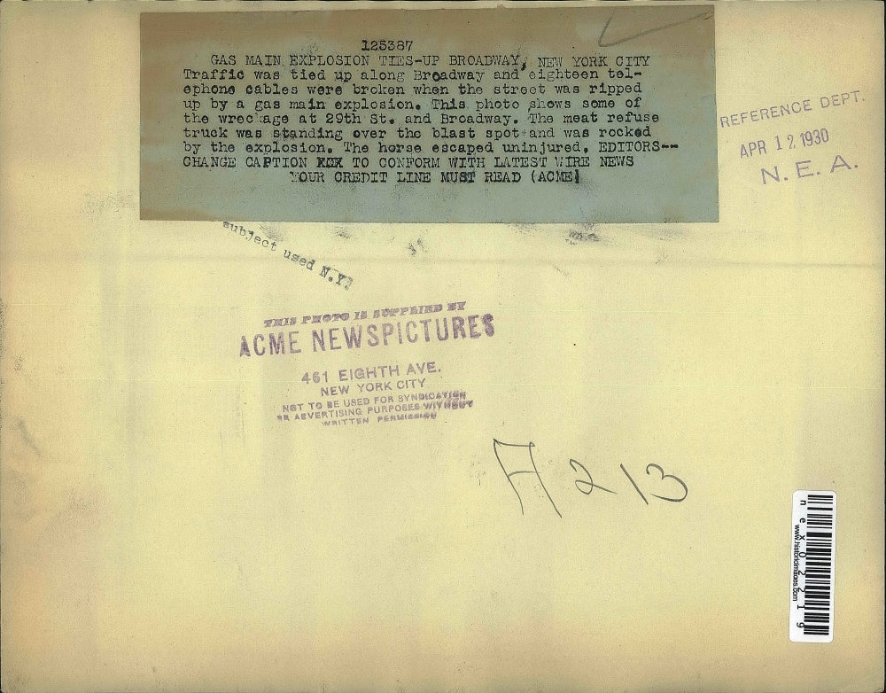 1930 Press Photo Gas Main Explosion on Broadway in New York City