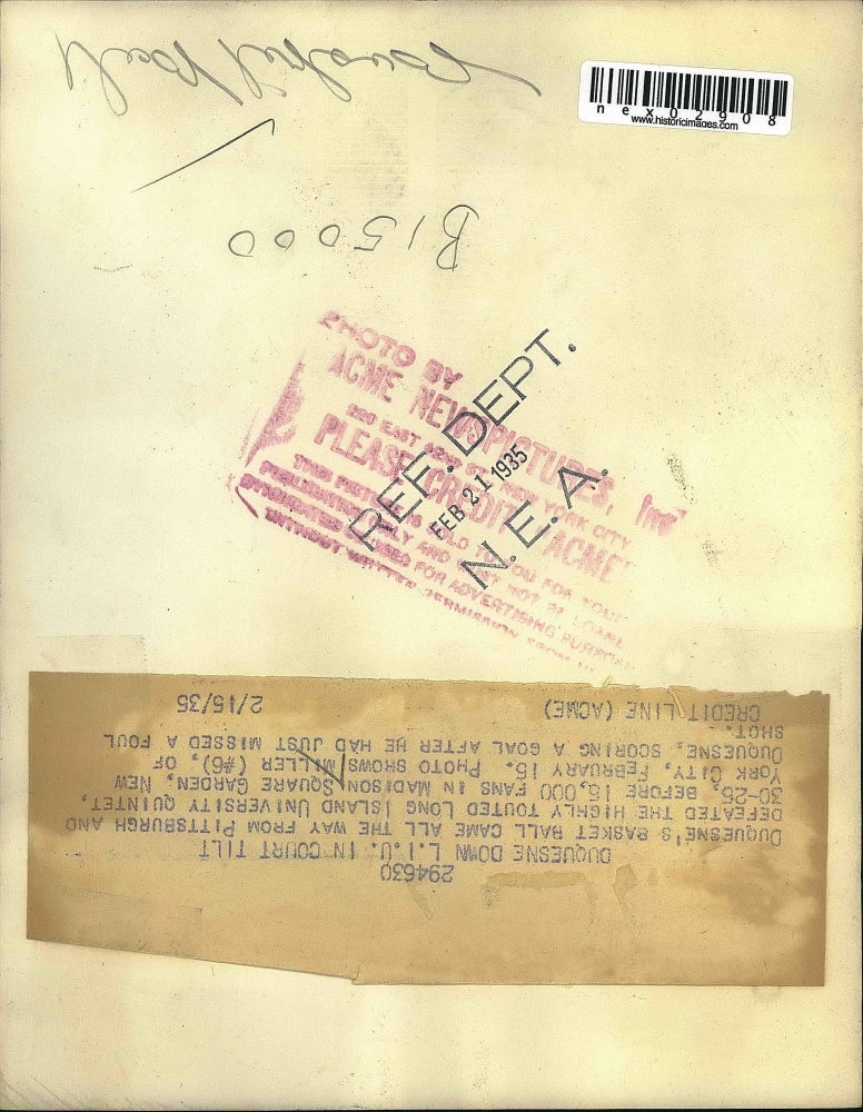 1935 Press Photo Miller of Duquesne Scores Basket - nex02908