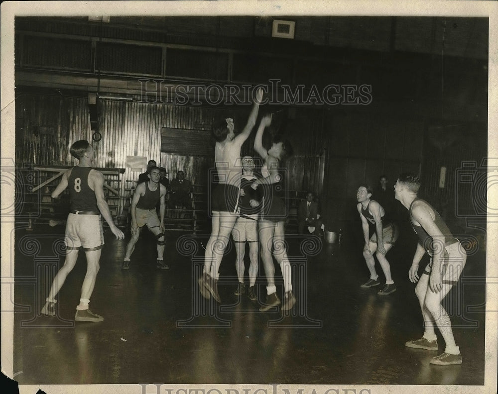 1927 Press Photo Yale University Basketball Practice in New Haven, CT