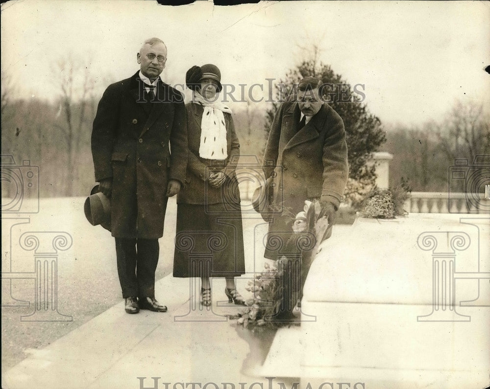 1924 Press Photo Dr Milorad Nedelkovitch Serbian Debt Commission - nex05355